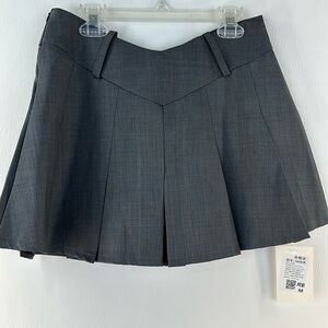 NWT Tide Queen Pleated Mini Skirts X2, M